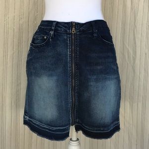 Zippered Jean Skirt!